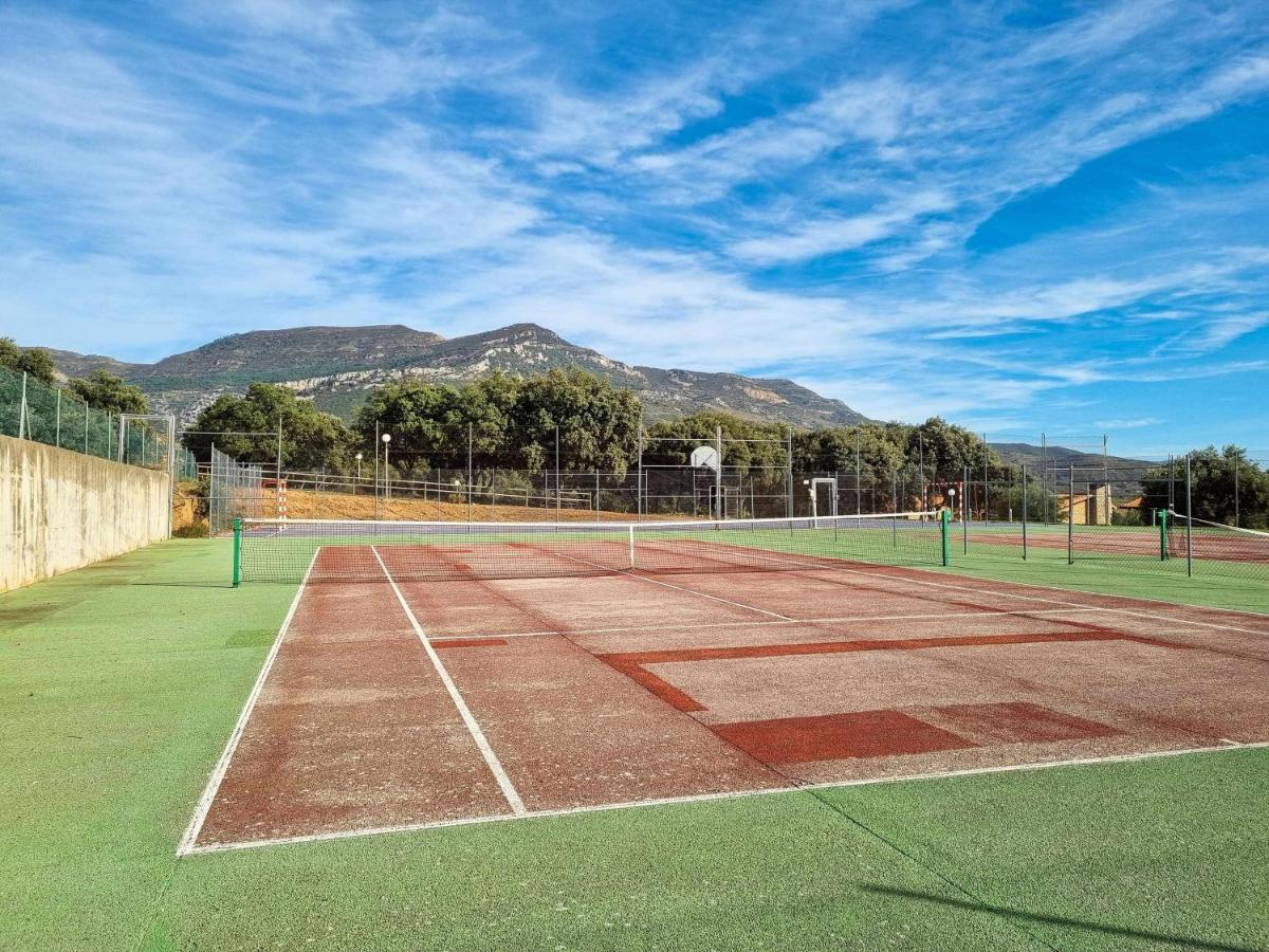 Villa Guara Golf Y Pool Comotucasa Nueno Екстер'єр фото